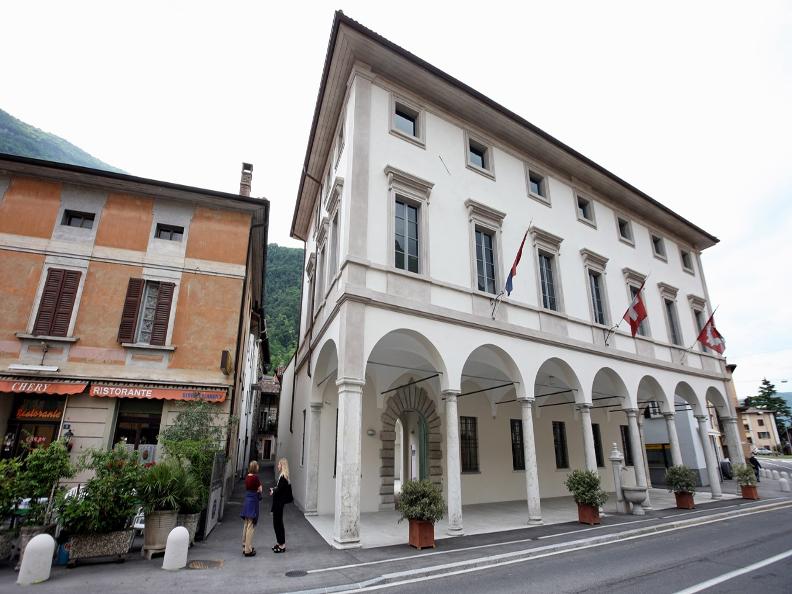 Image 0 - Il Palazzo comunale - Riva San Vitale
